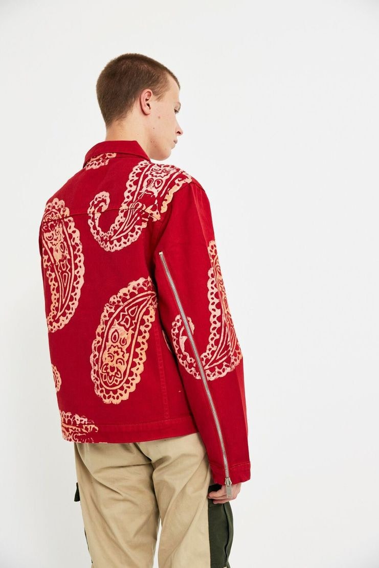 424 推出全新 Paisley 印花牛仔外套系列