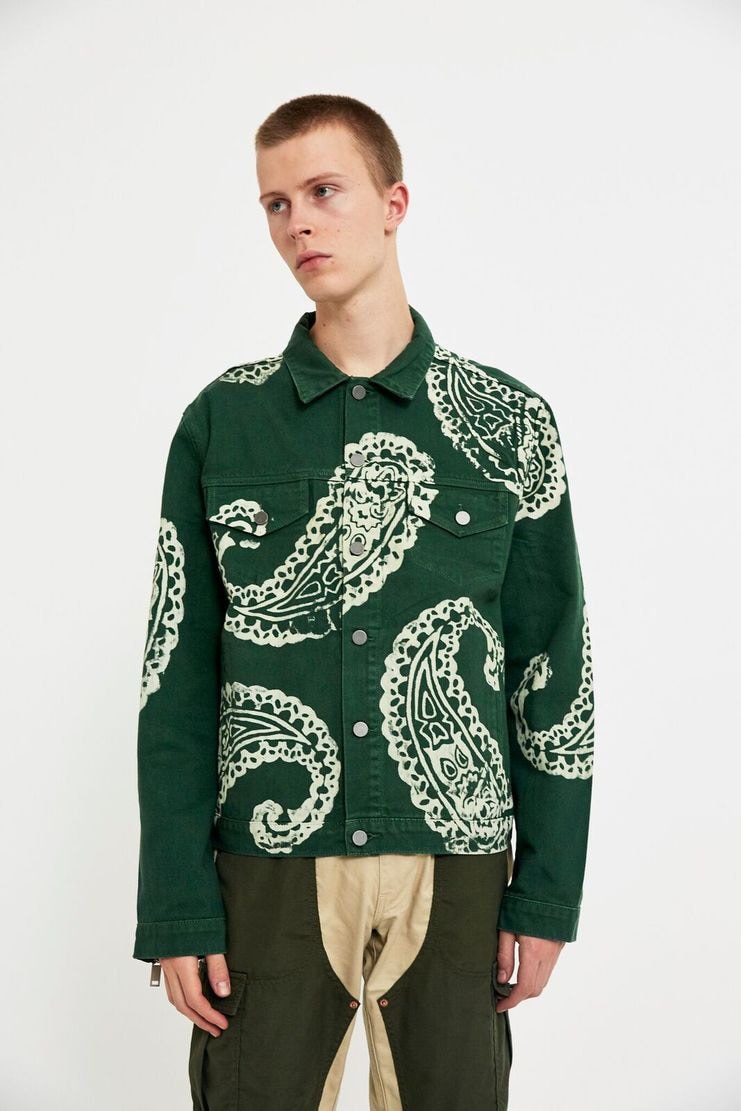 424 推出全新 Paisley 印花牛仔外套系列