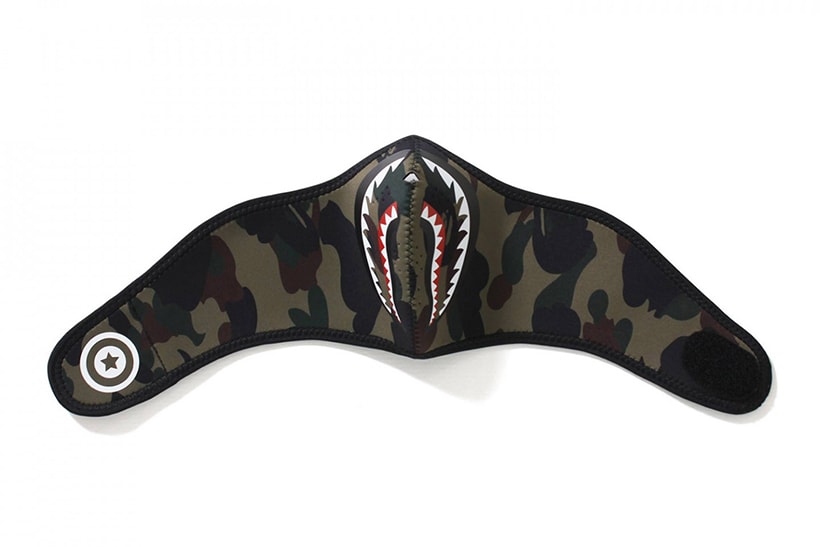 絕佳配件 − BAPE 推出最新迷彩鯊魚面罩