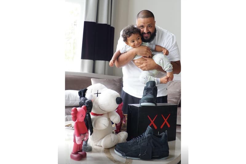 滿桌潮流大禮！DJ Khaled 曝光 KAWS x Air Jordan 4 親友限定鞋款