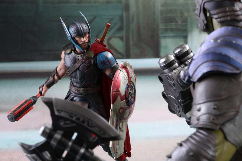 Hot Toys 最新《雷神奇俠 3: 諸神黃昏》Gladiator Thor 1:6 比例珍藏人偶