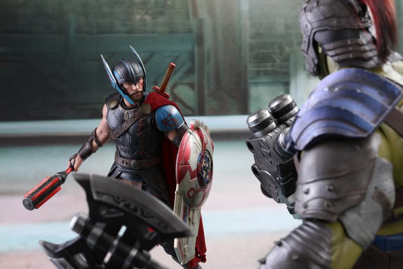 Hot Toys 最新《雷神奇俠 3: 諸神黃昏》Gladiator Thor 1:6 比例珍藏人偶