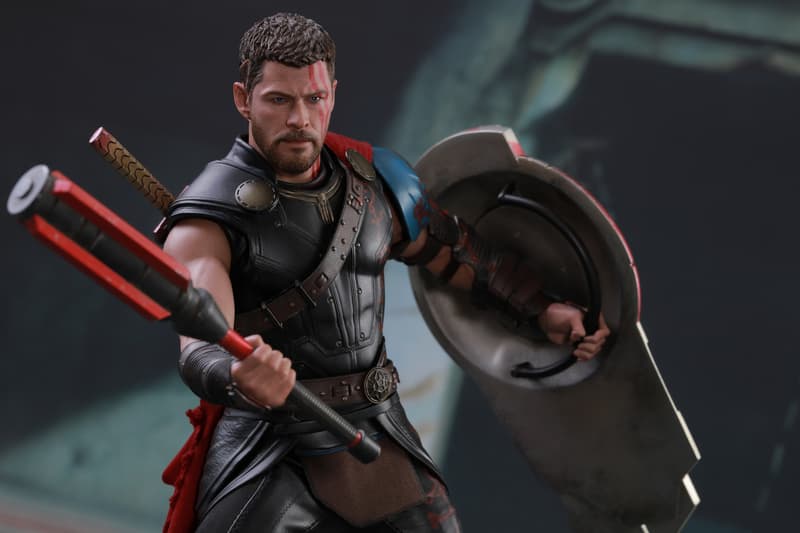 Hot Toys 最新《雷神奇俠 3: 諸神黃昏》Gladiator Thor 1:6 比例珍藏人偶