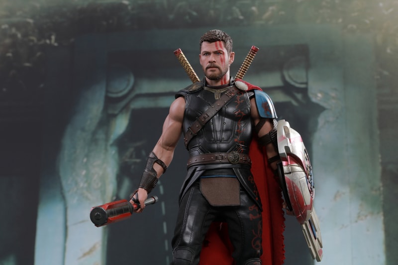 Hot Toys 最新《雷神奇俠 3: 諸神黃昏》Gladiator Thor 1:6 比例珍藏人偶