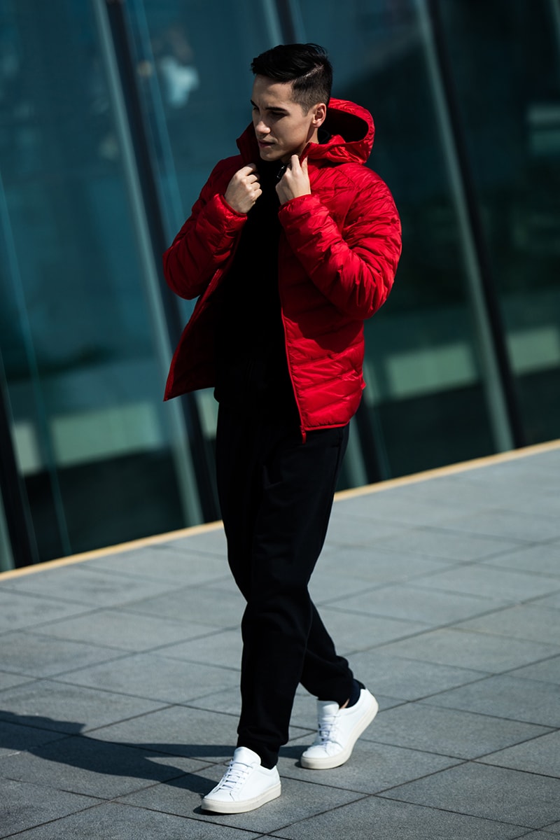 無懼惡劣天氣之冬季單品－UNIQLO 推出無縫超輕型羽絨連帽外套