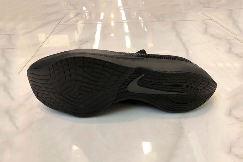 超巨大 Swoosh－Nike Vapor Street Flyknit 率先顯現真貌