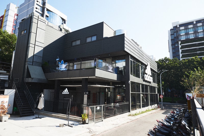 全新駐點 − adidas 開設台中綠園道門市