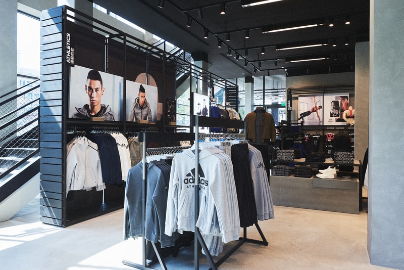 全新駐點 − adidas 開設台中綠園道門市