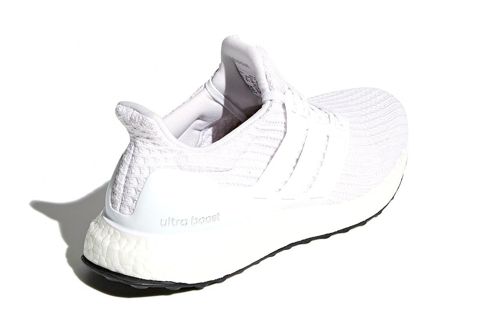 近覽 adidas UltraBOOST 4.0 全新「Core White」配色鞋款