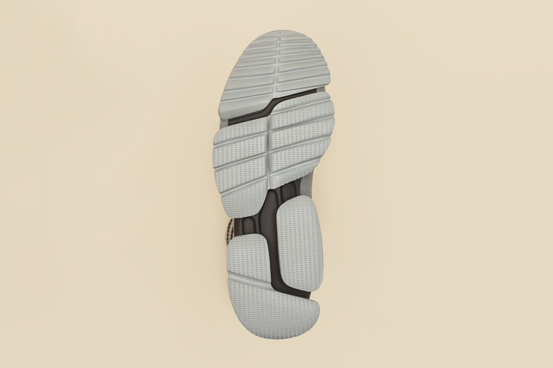 搶先預覽 Vetements x Reebok 全新聯乘 Sock Runner 鞋款