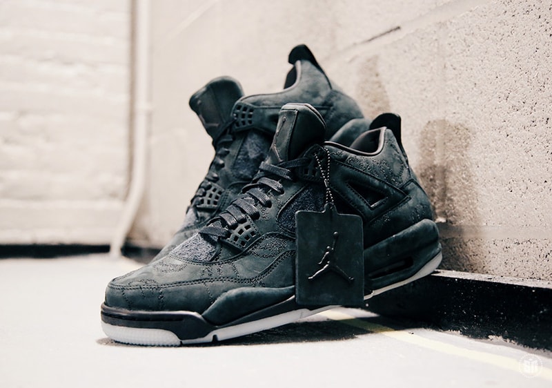 KAWS x Air Jordan 4 黑色版本最新圖輯近覽