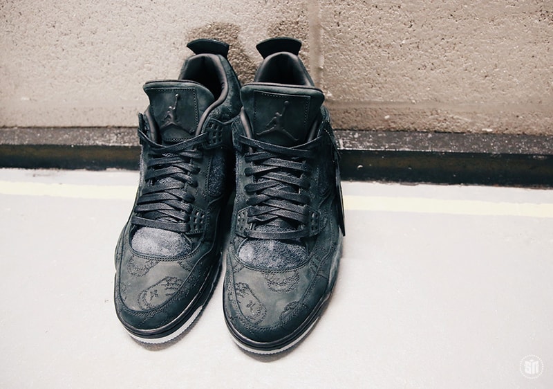 KAWS x Air Jordan 4 黑色版本最新圖輯近覽