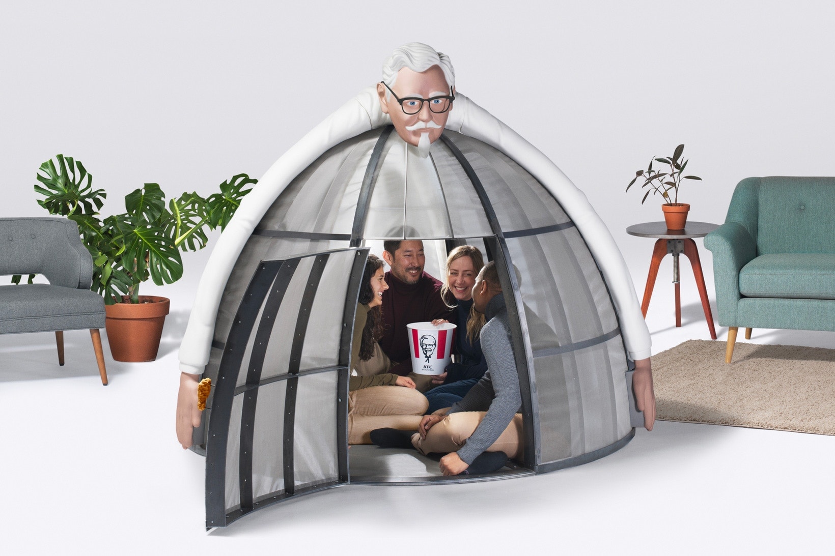 KFC 推出 $10,000 美元「Internet Escape Pod」帳篷