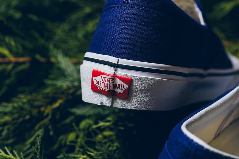 Peanuts x Vans Classic Slip-On 聖誕主題聯名設計