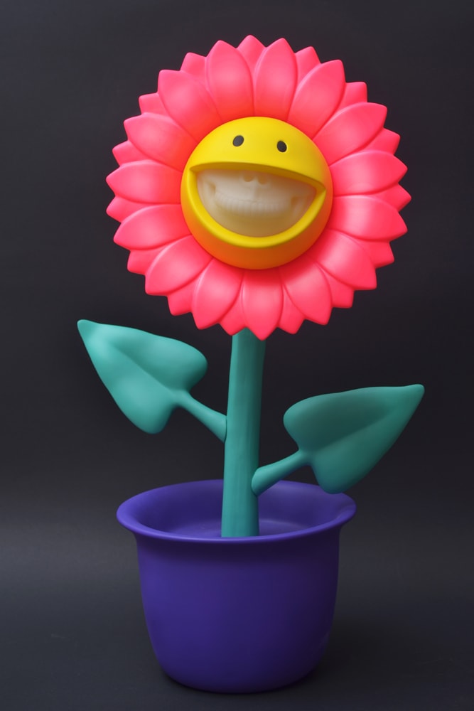 Ron English x APPortfolio x Made By Monsters 三方聯名「Shocking Sun Flower」限量雕塑追加全新系列