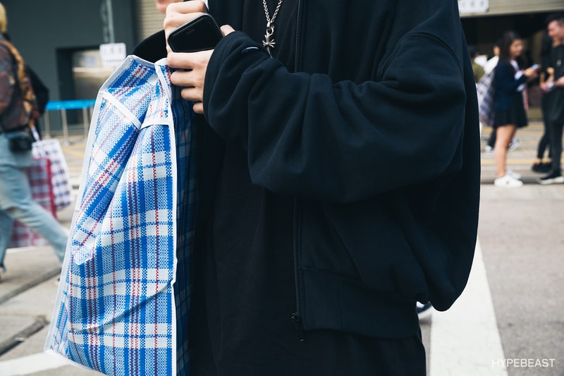 Streetsnaps: VETEMENTS 香港一天突擊期間限定店現場街拍特輯