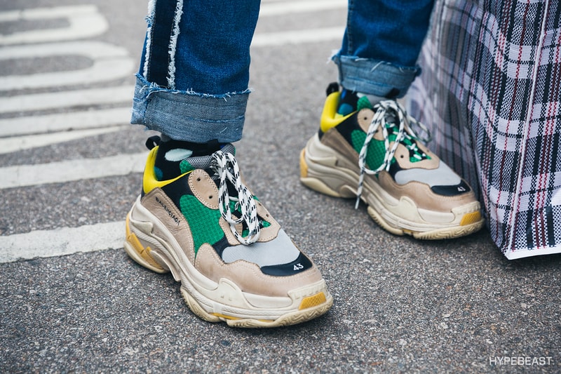 Streetsnaps: VETEMENTS 香港一天突擊期間限定店現場街拍特輯