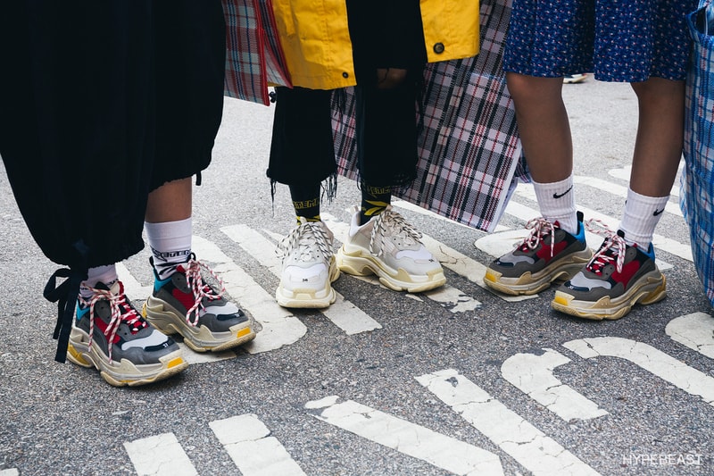 Streetsnaps: VETEMENTS 香港一天突擊期間限定店現場街拍特輯