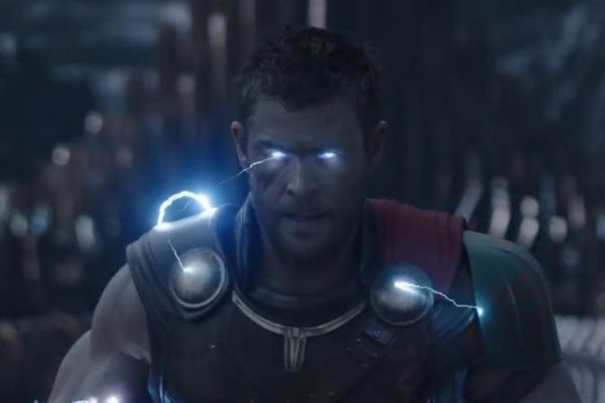 戰鎚被毀 - Thor 看來會在《Avengers: Infinity War》中以戰斧作為其武器？