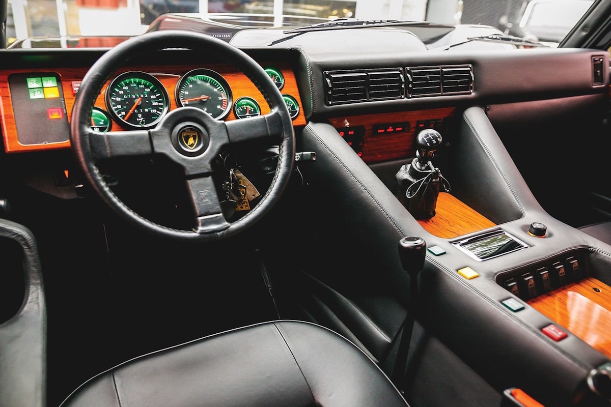 Lamborghini 首輛 SUV 以約 $47 萬美元在紐約