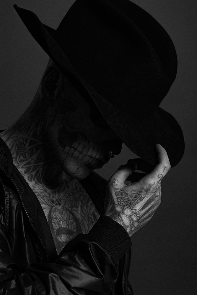 惡男日記!Rick Genest 登上《Fucking Young!》