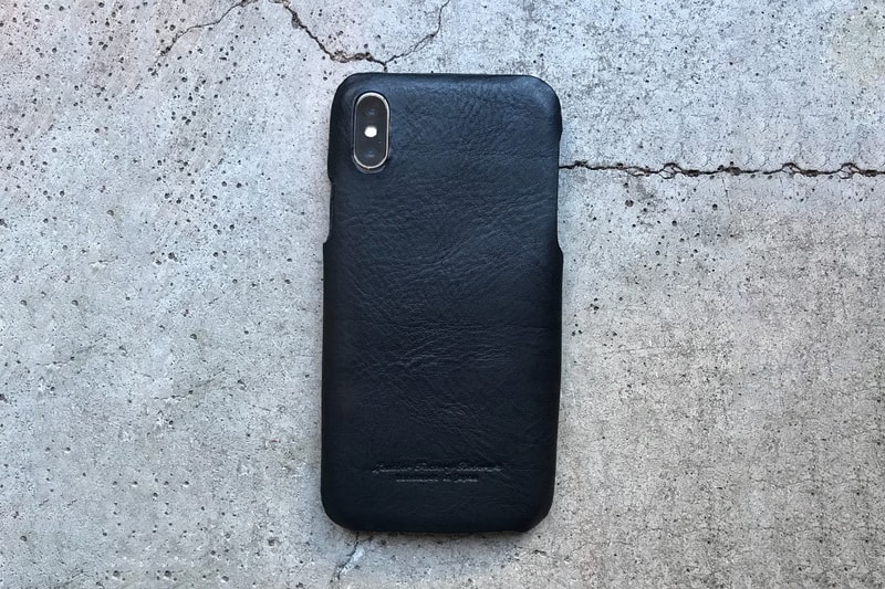 引頸以待 - Leather Factory Roberu 釋出 iPhone X 專屬皮革保護套