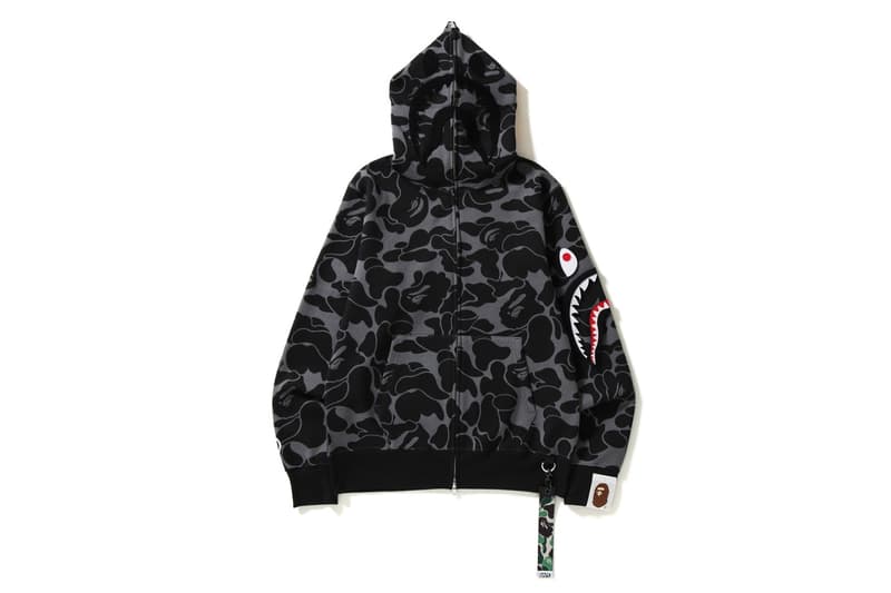 BAPE 推出全新 「Big ABC Solid Camo 」魔術貼連帽衫