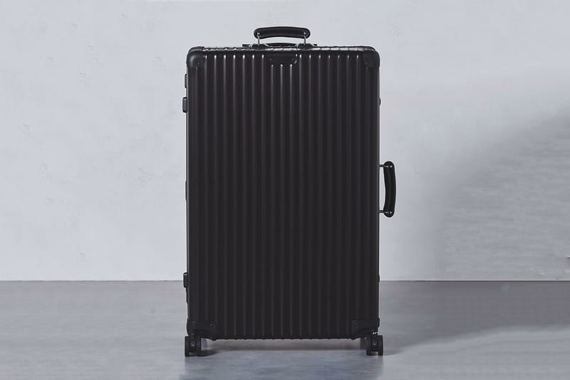 UNITED ARROWS 獨家推出 RIMOWA 全黑版 Classic Flight 經典旅行箱