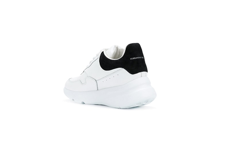 球鞋世代！Alexander McQueen 推出復古跑鞋