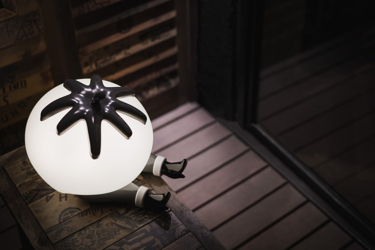 Piet Parra x Case Studyo 「Give Up」黑白版蕃茄燈上架