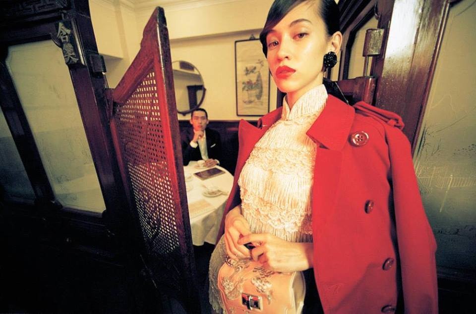 香港取景拍攝－水原希子以王家衛電影風格登上《Madame Figaro》