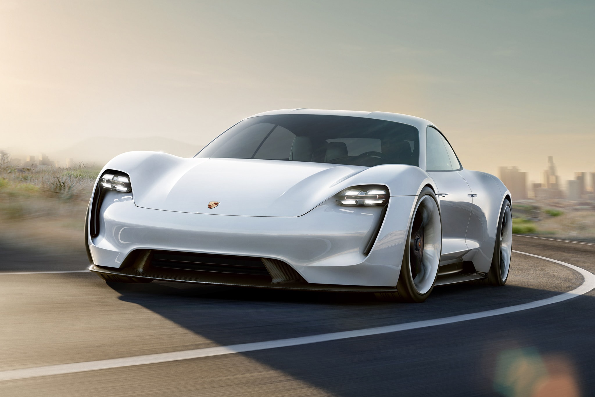 Porsche Mission E 純電動跑車將於 2019 年正式量產