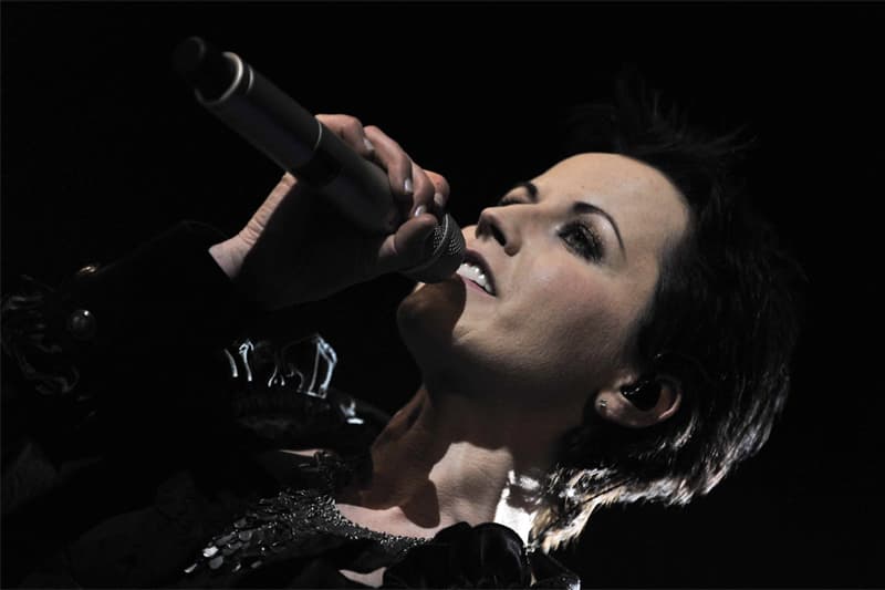 知名樂團 The Cranberries 主唱 Dolores O'Riordan 逝世 得年 46 歲