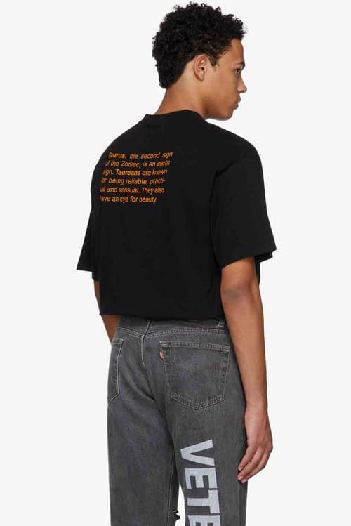 Vetements 索價 $350 美元的星座印花 T-Shirt