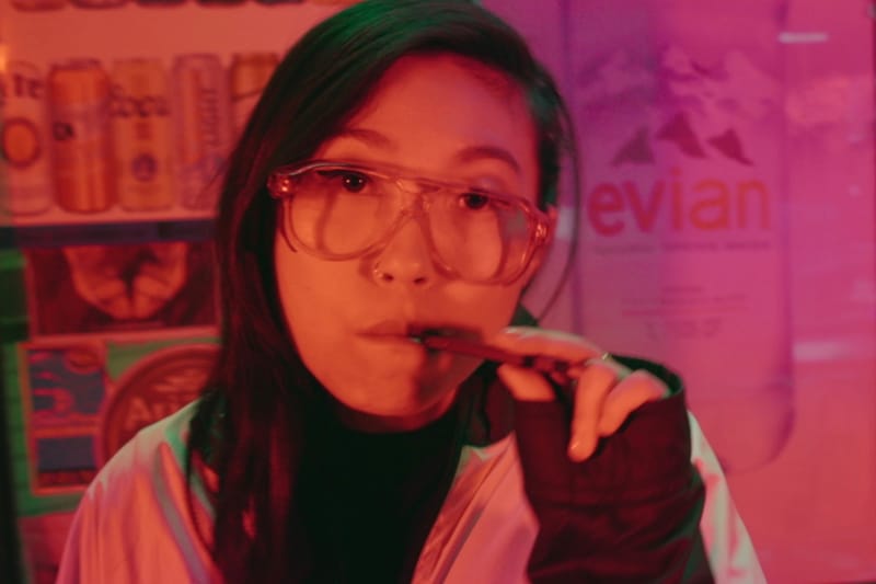 從「Bad Rap」到好萊塢，Awkwafina 如何堅守著亞裔移民的 Hip-Hop 美國夢？