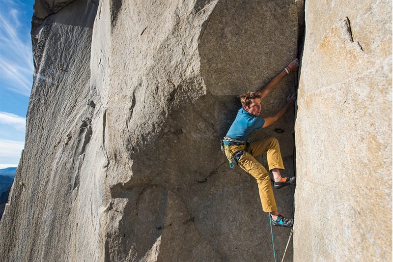 Patagonia 推出以麻質製作的天然機能褲款 Hampi Rock Pants