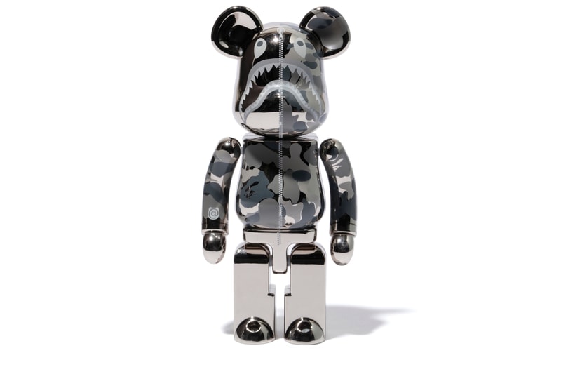 三軍結集－BAPE® x MEDICOM TOY x BANDAI 推出超合金 BE@RBRICK