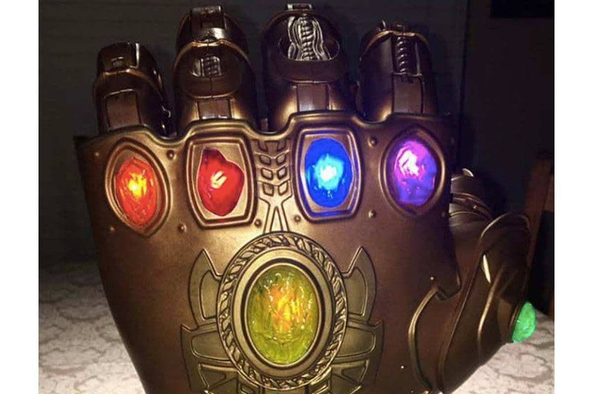 《Avengers: Infinity War》最強周邊！Hasbro 還原度極高之 1:1 無限手套玩具實物流出圖！