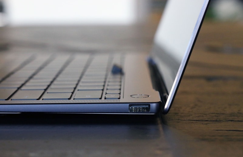 Huawei 發佈全球首款「全面屏」筆記本電腦 MateBook X Pro