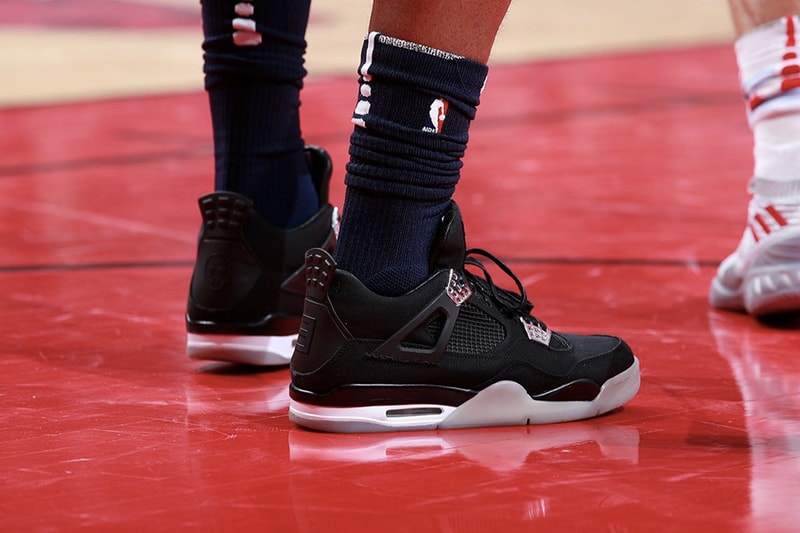 Jimmy Butler 賽中著用超過 $20,000 美金 Eminem x Carhartt x Air Jordan 4 聯乘鞋款