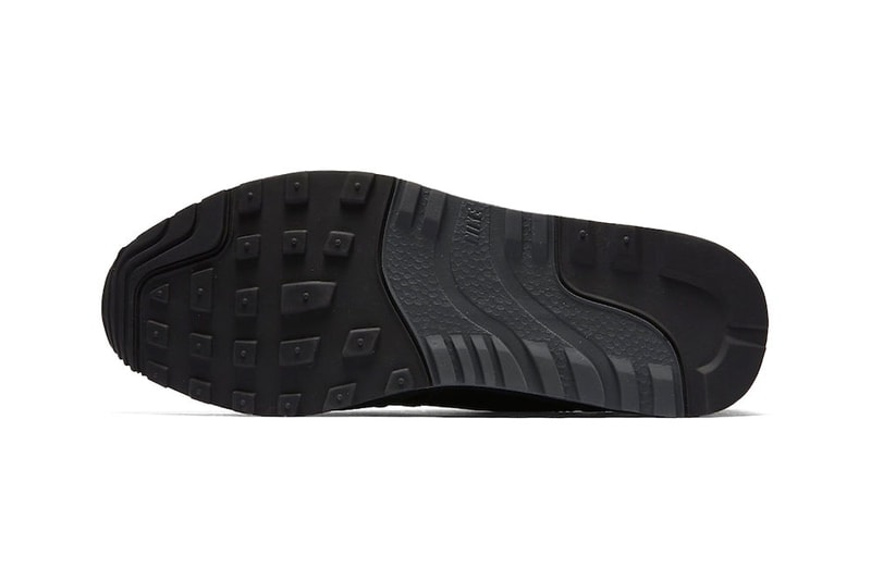 Nike 發佈 Air Safari「Triple Black」配色設計 