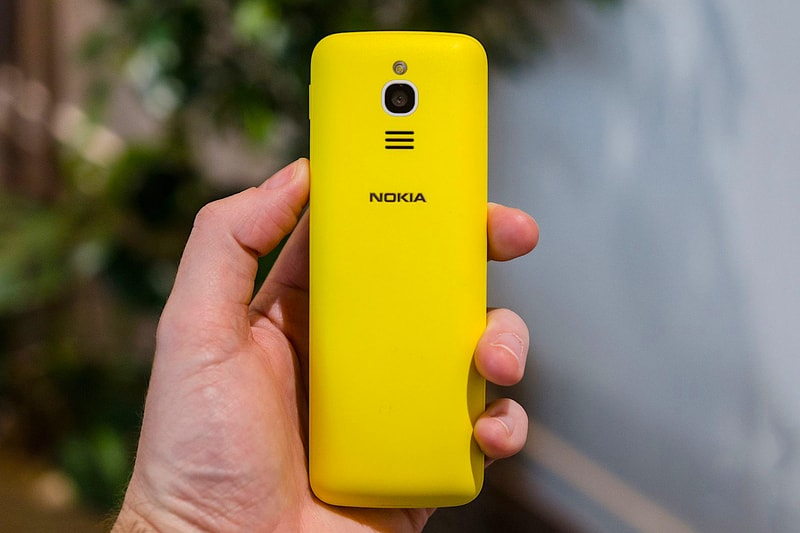 Nokia 重新復刻《The Matrix》中的經典下滑蓋手機 8110