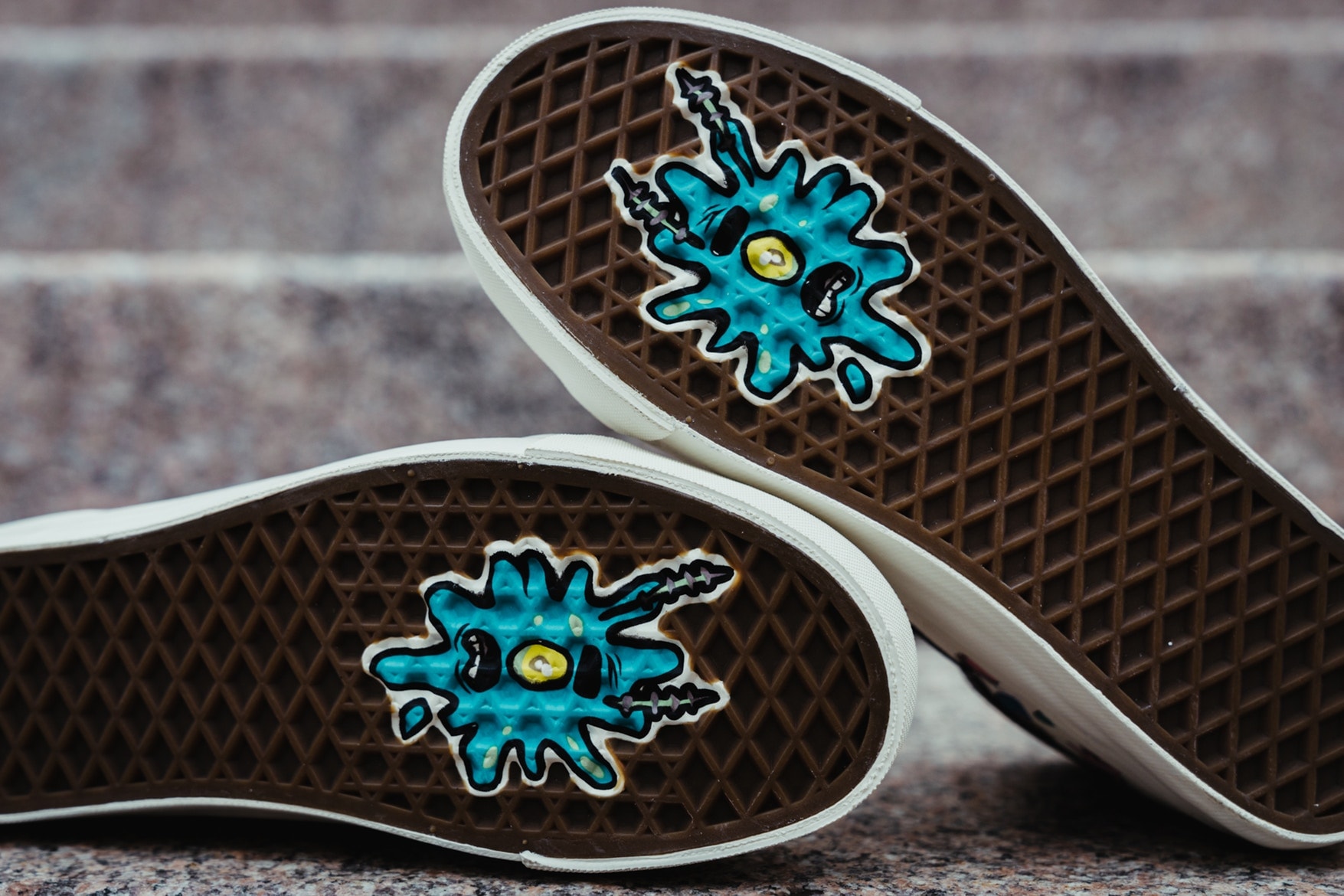 近賞《SpongeBob SquarePants》x Vans Sk8-Hi 及 Slip On 聯名鞋款