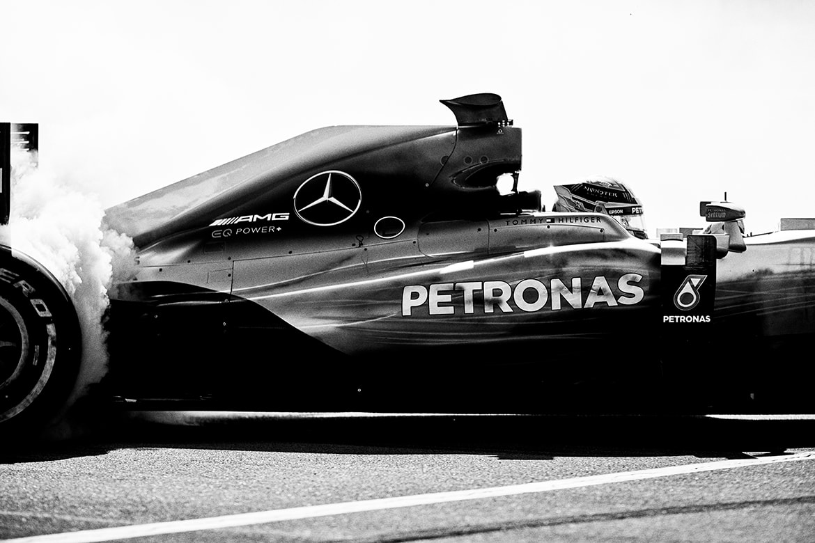 Tommy Hilfiger 宣布將與 Mercedes-AMG F1 車隊展開長期合作