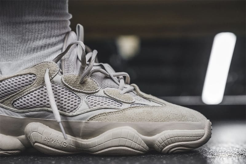 YEEZY Desert Rat 500「Blush」將於 YEEZY SUPPLY 開放預購！？