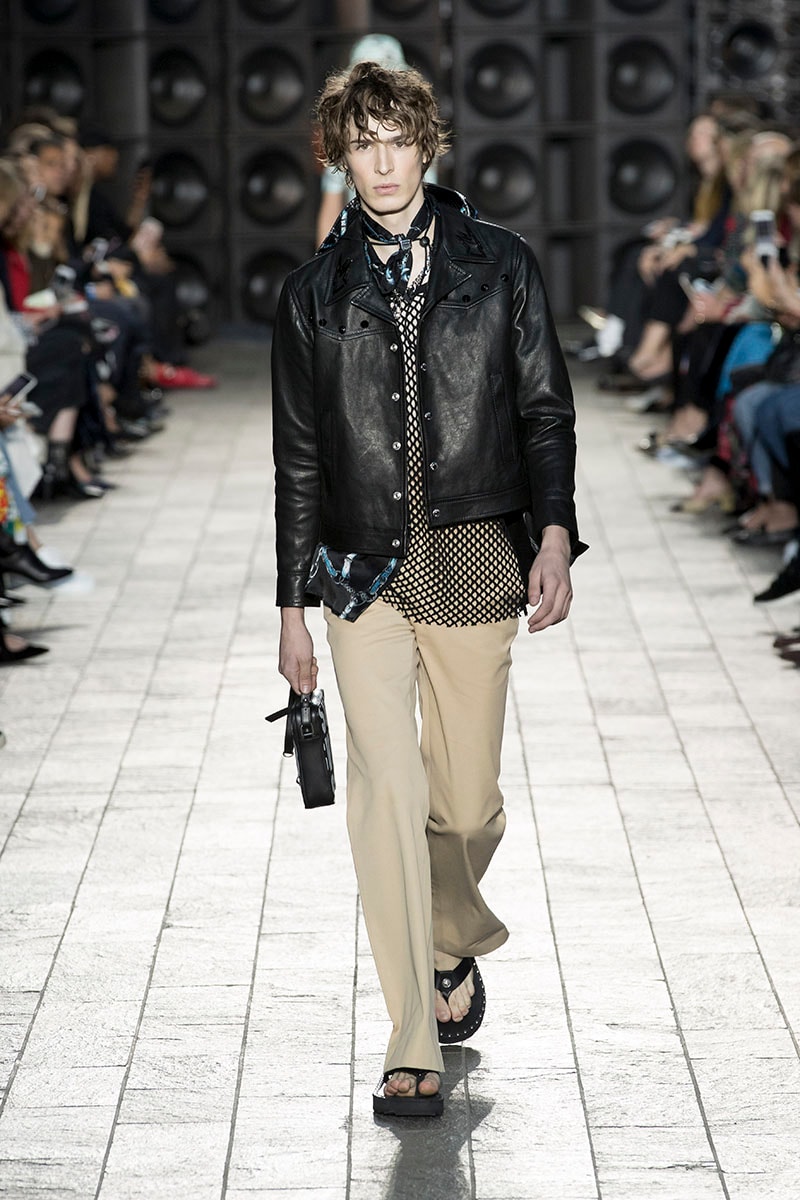 Versus Versace 2018 春夏系列，展現叛逆魅力的紐約街頭