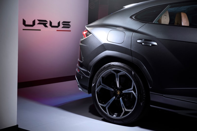 Lamborghini Urus 首現香港