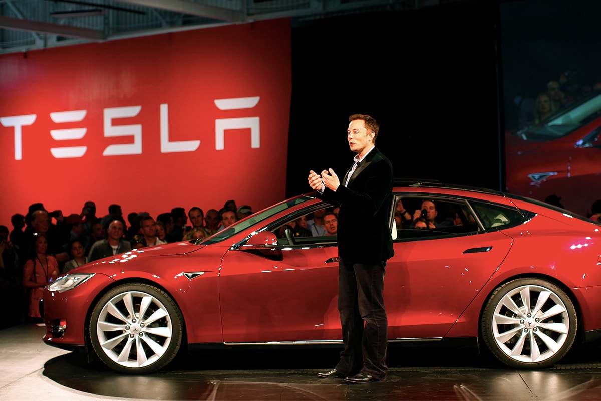 何不食肉糜？Elon Musk 建議苦等 Model 3 的人先購買一台 Model S