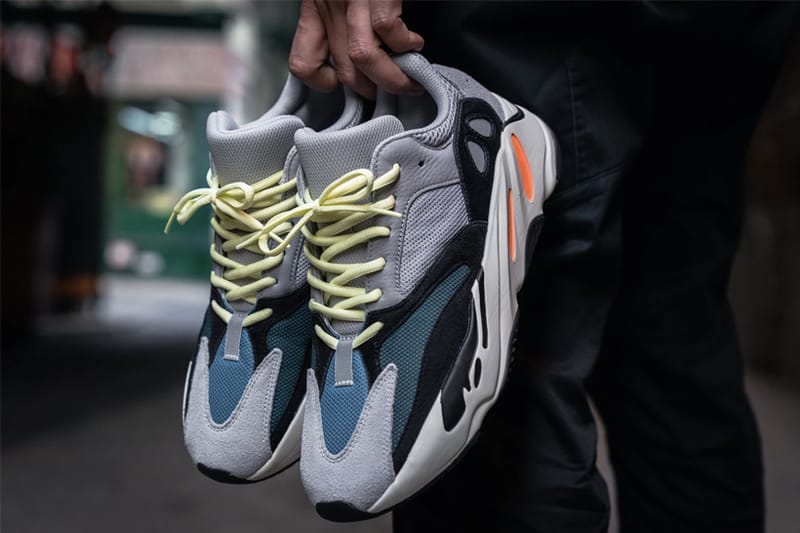 防不勝防！觀看 YEEZY BOOST 700 Wave Runner 假鞋製作過程