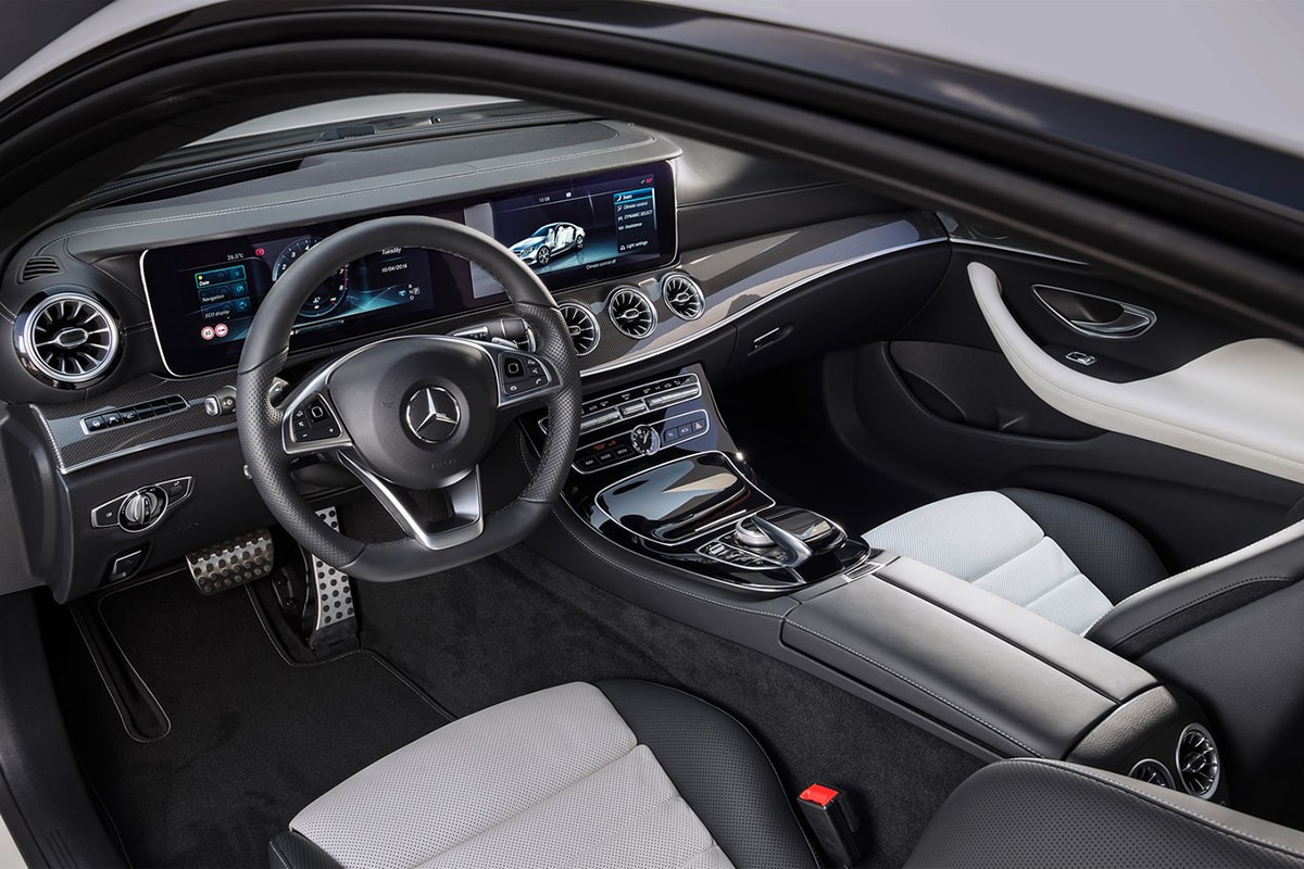 Mercedes Benz E300 Coupe 初戰五連髮夾彎